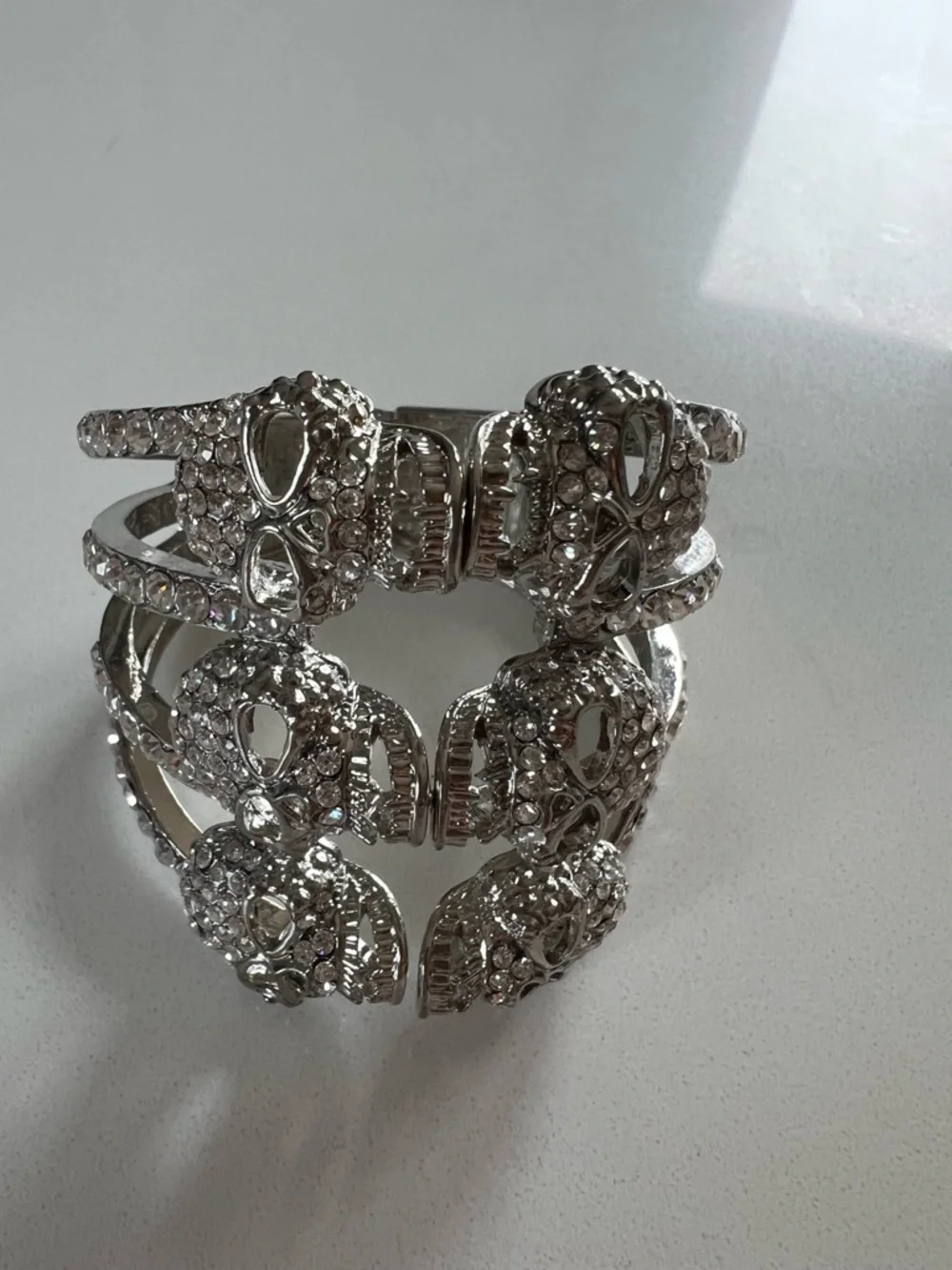 Crystal skull hinge bangle - Picture 5 of 5